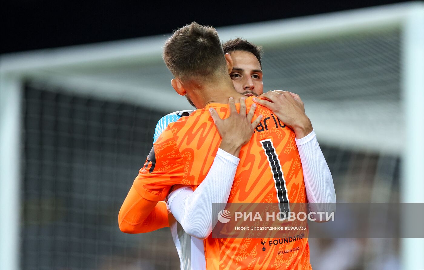 Футбол. Суперкубок УЕФА. ПСЖ (Франция) - "Тоттенхэм" (Англия)