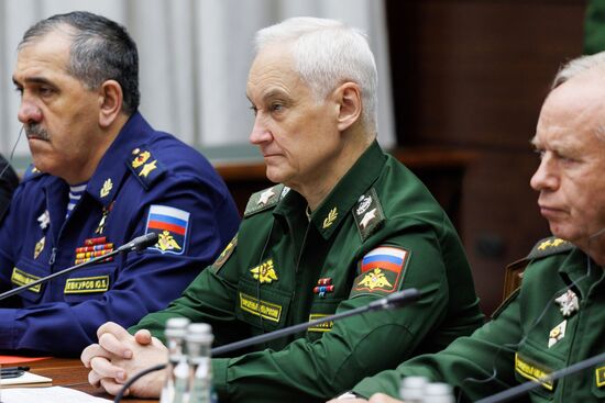 Министр обороны РФ А. Белоусов провел встречу с главами оборонных ведомств Буркино-Фасо, Мали и Нигера