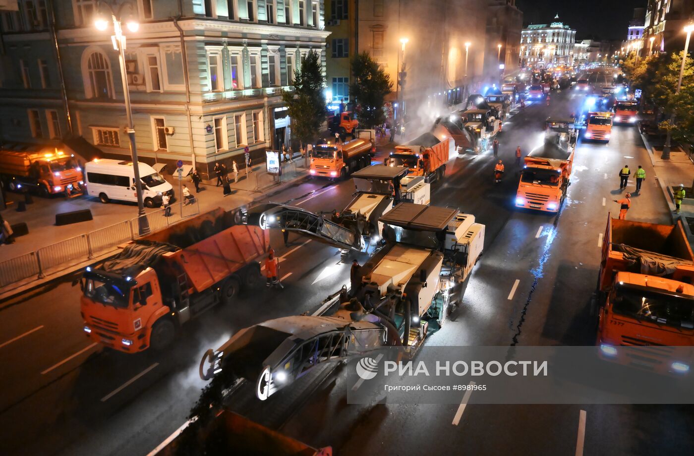 Тверскую улицу перекрыли для замены асфальта