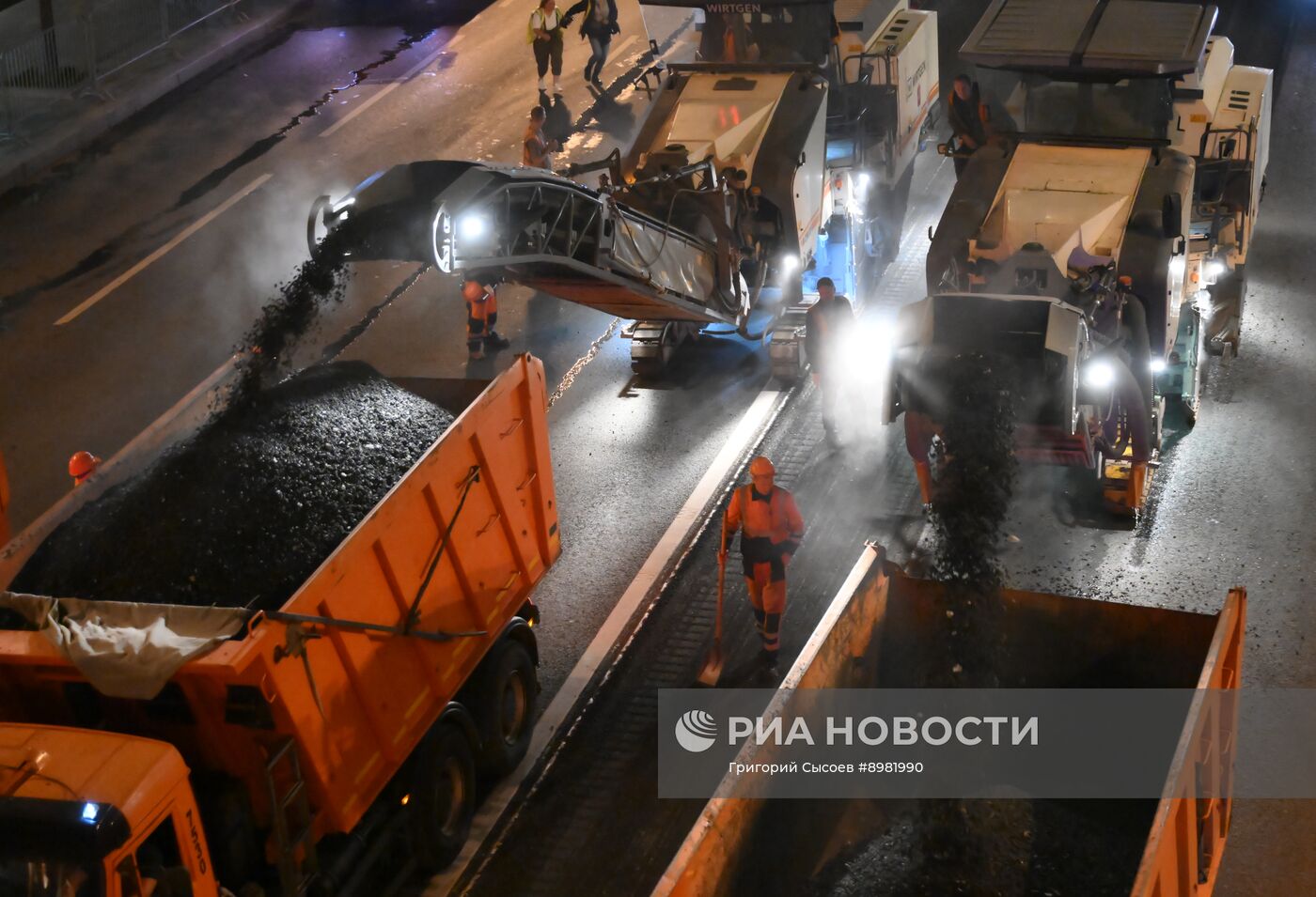 Тверскую улицу перекрыли для замены асфальта