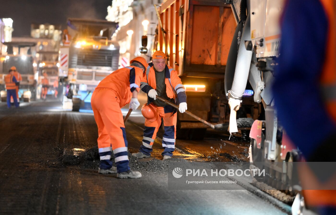 Тверскую улицу перекрыли для замены асфальта