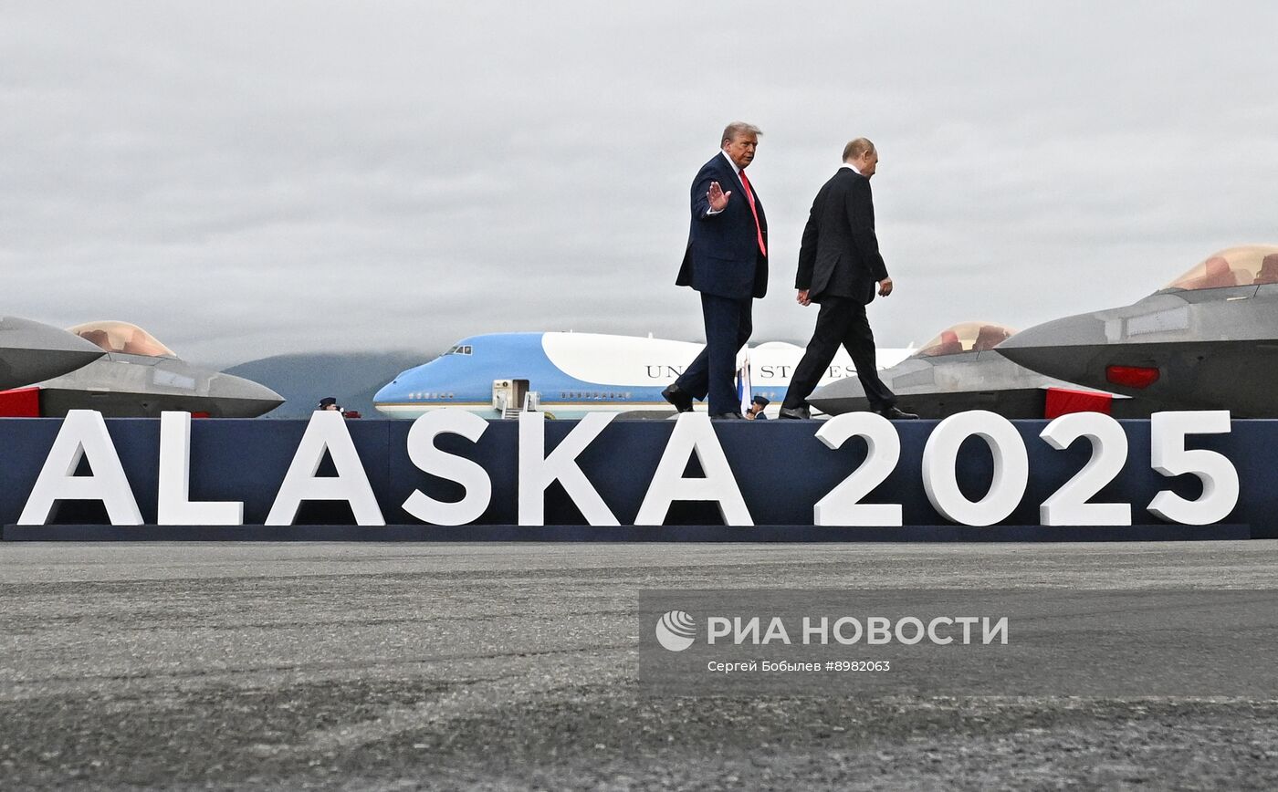 Встреча президентов России и США на Аляске