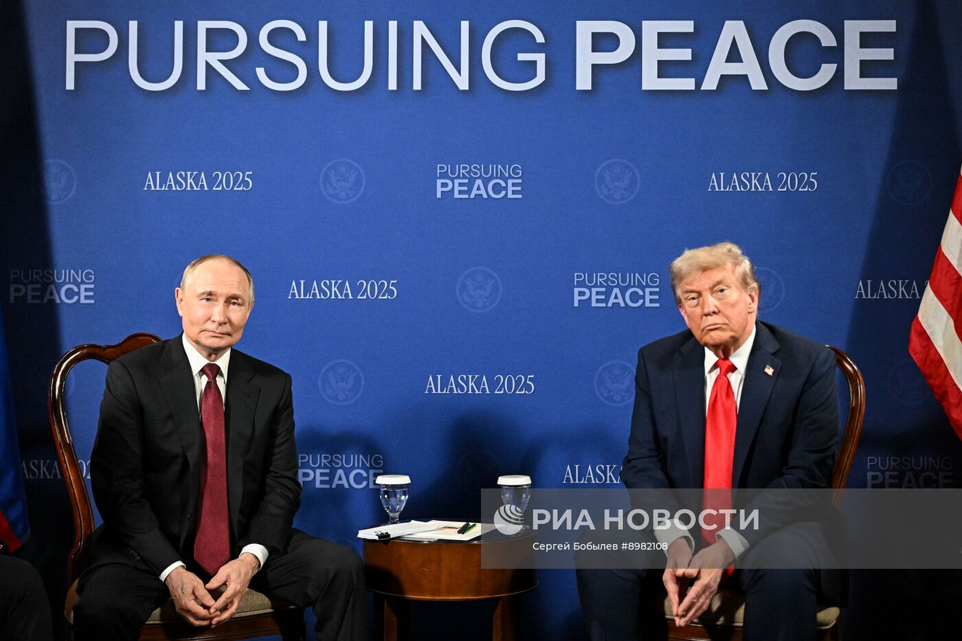 Саммит России и США на Аляске