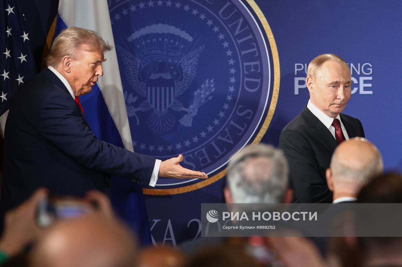 Саммит России и США на Аляске