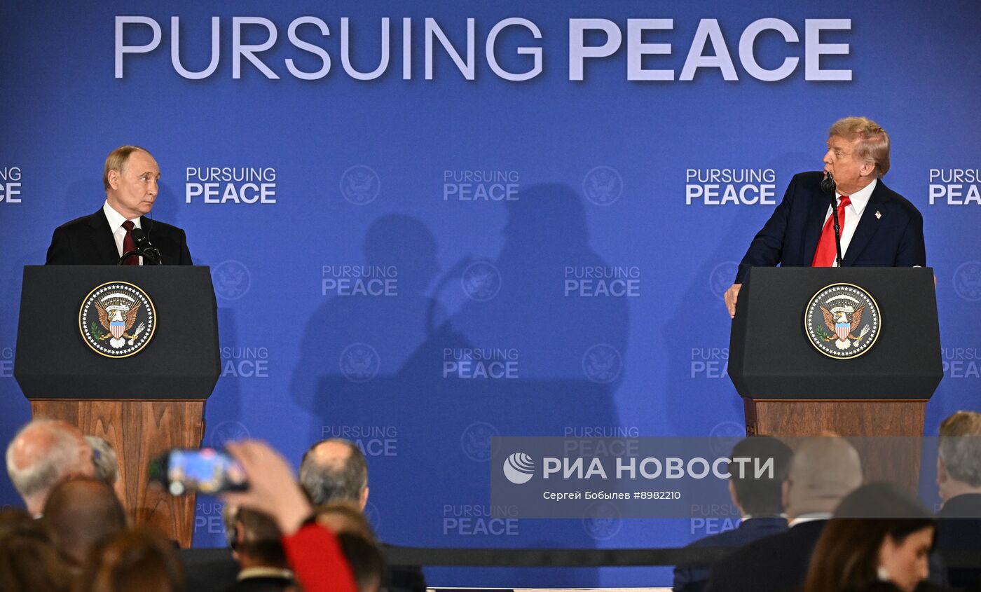 Саммит России и США на Аляске