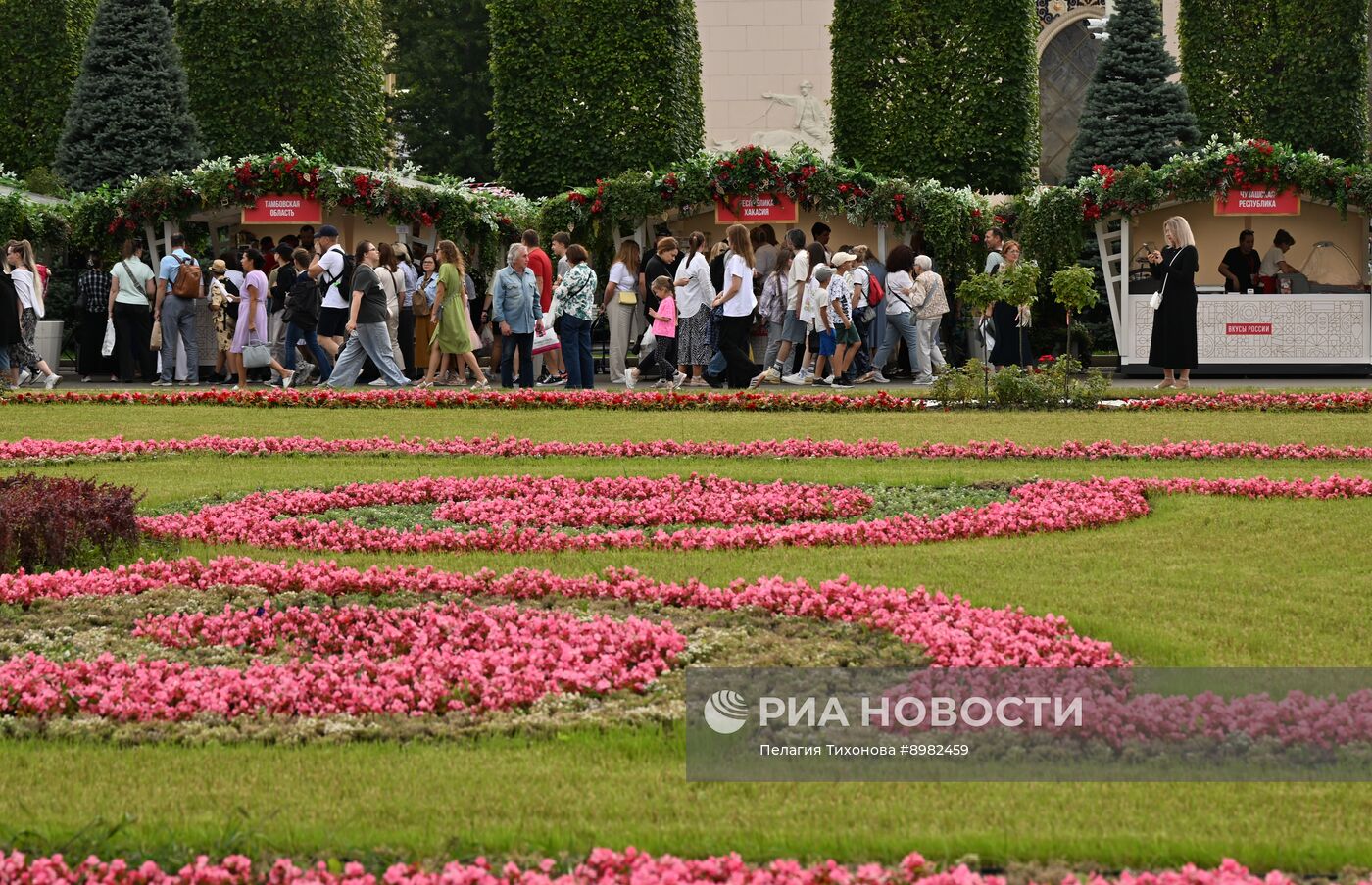 Гастрономический фестиваль "Вкусы России" в Москве
