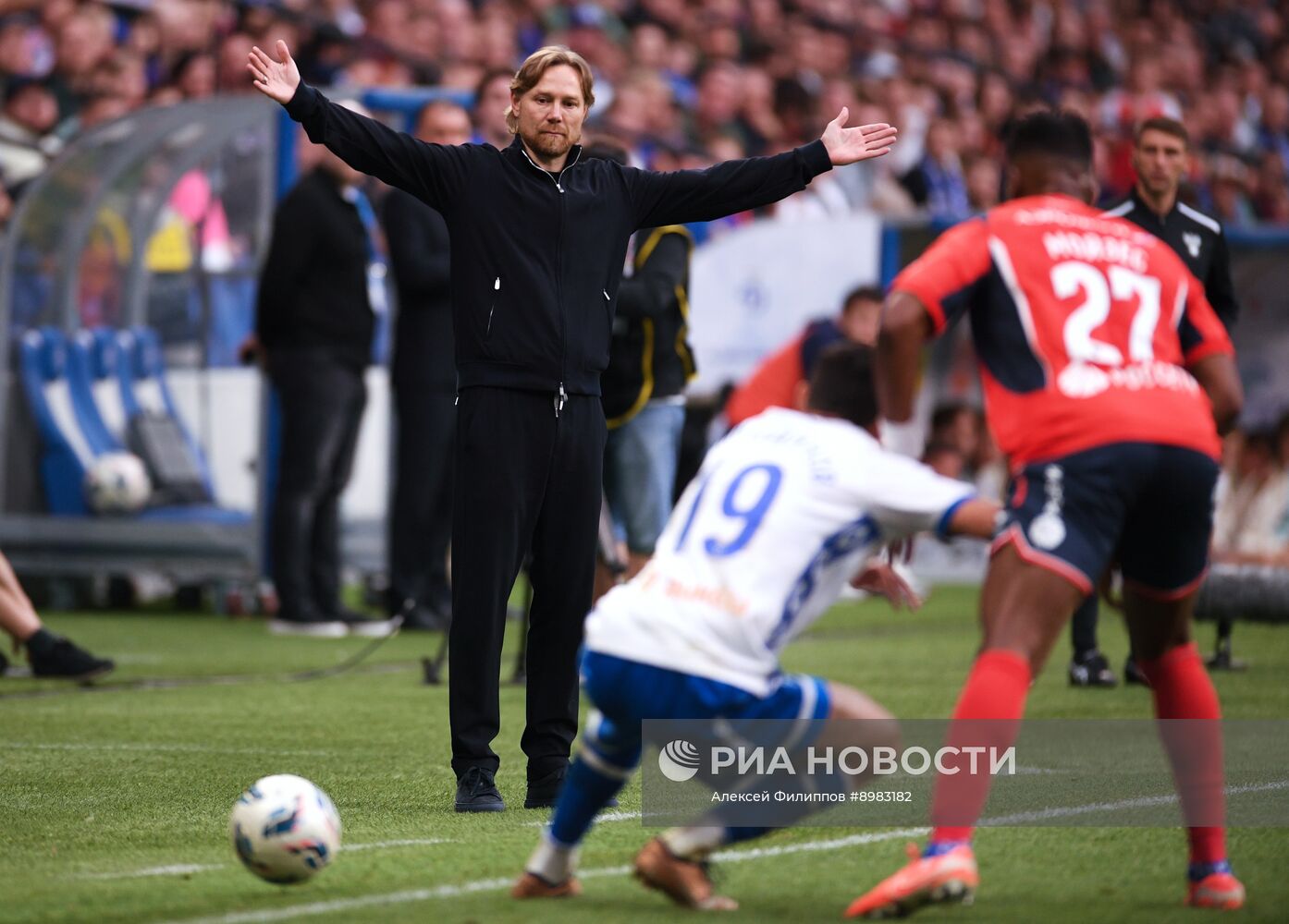 Футбол. РПЛ. "Динамо" (Москва) - ПФК ЦСКА (Москва)