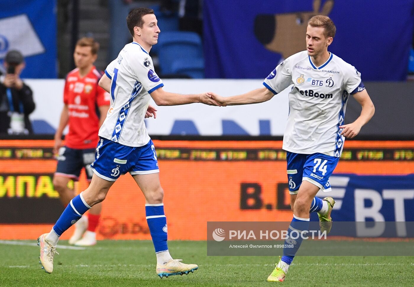 Футбол. РПЛ. "Динамо" (Москва) - ПФК ЦСКА (Москва)