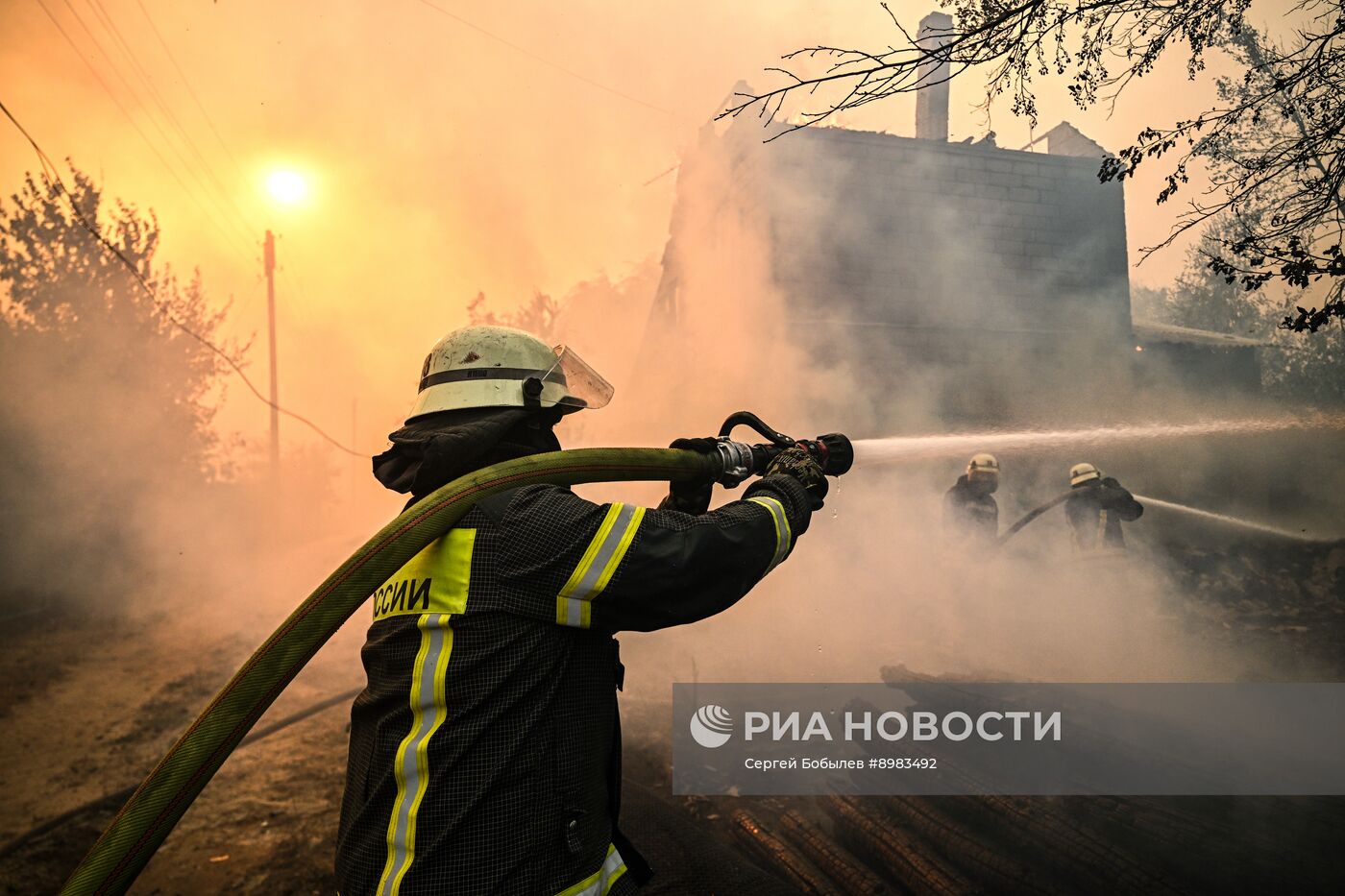 Пожар на садовых участках Ольховские дачи в ЛНР