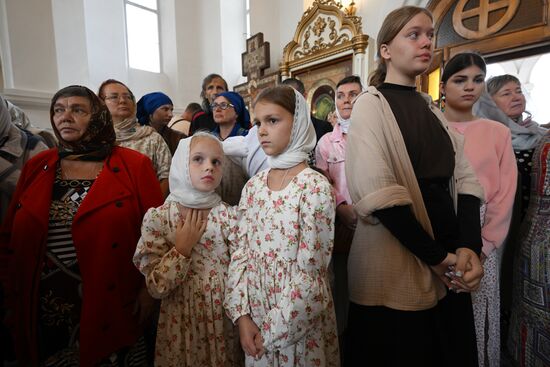 Празднование Яблочного Спаса в России