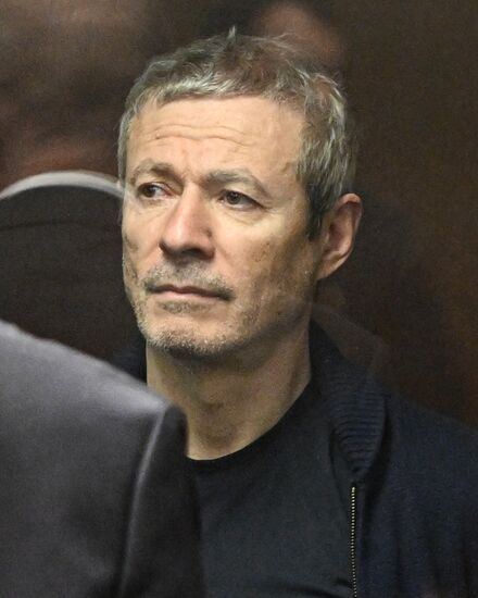 Суд по делу о мошенничестве основателя "Русагро" В. Мошковича