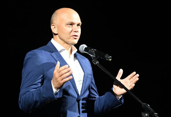 XIII российский фестиваль короткометражного и дебютного кино "Короче"