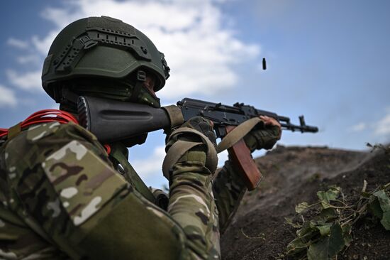 Боевая подготовка военнослужащих бригады "Север"