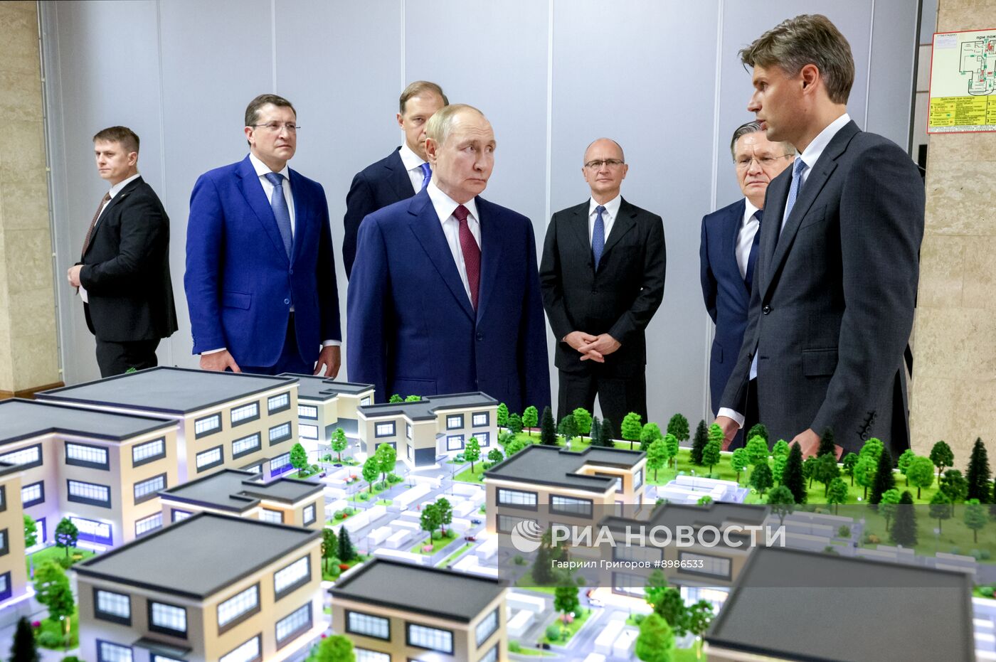 Рабочая поездка президента Владимира Путина в Приволжский федеральный округ