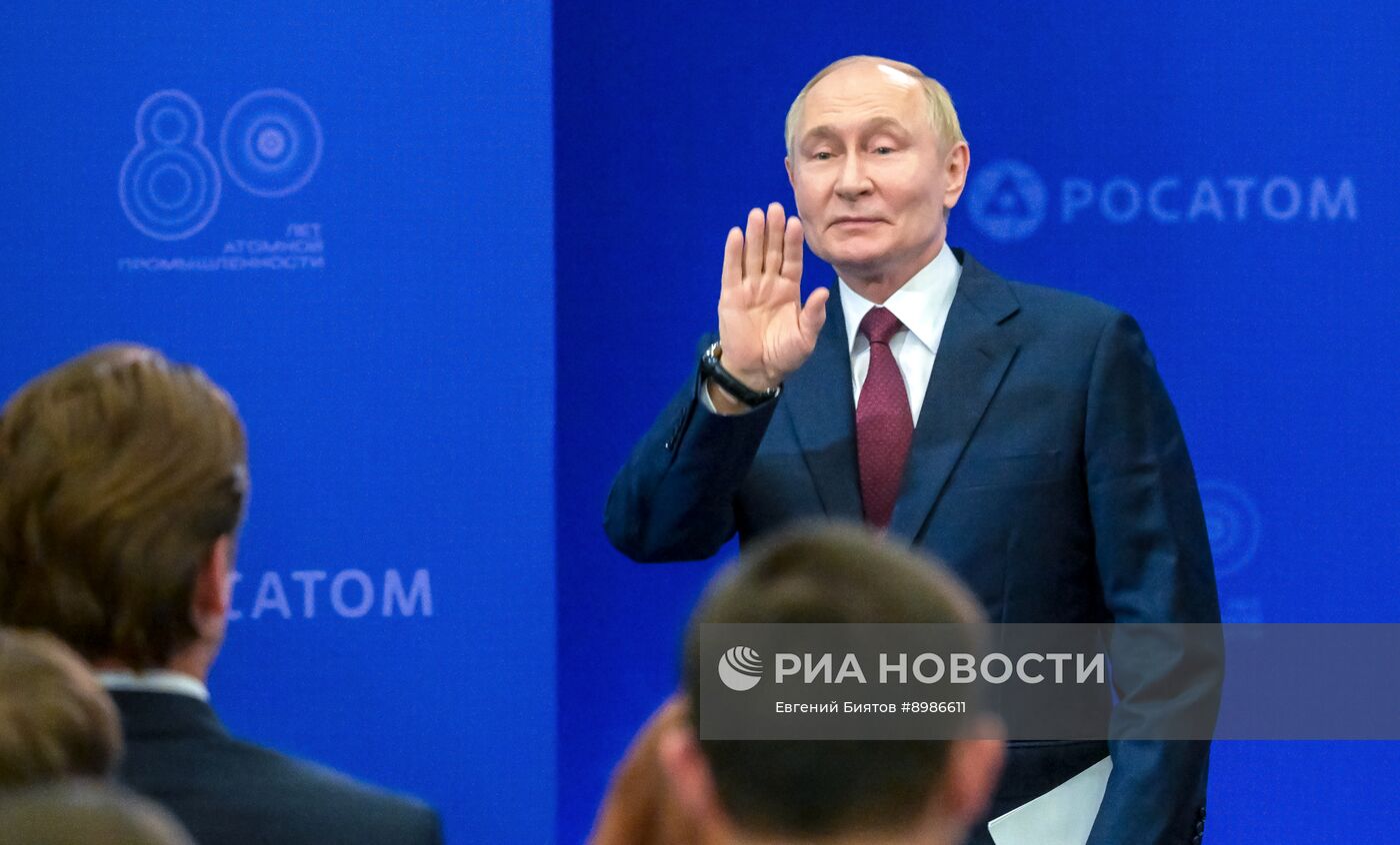 Рабочая поездка президента Владимира Путина в Приволжский федеральный округ