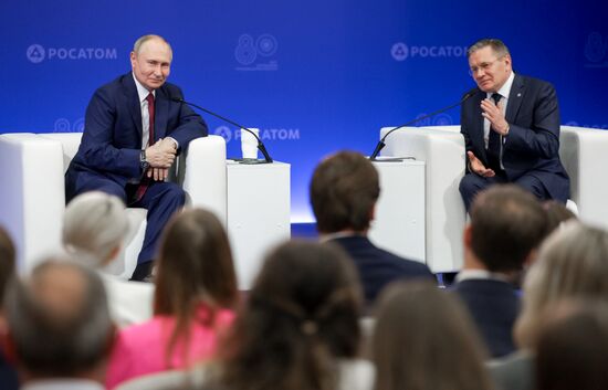 Рабочая поездка президента Владимира Путина в Приволжский федеральный округ