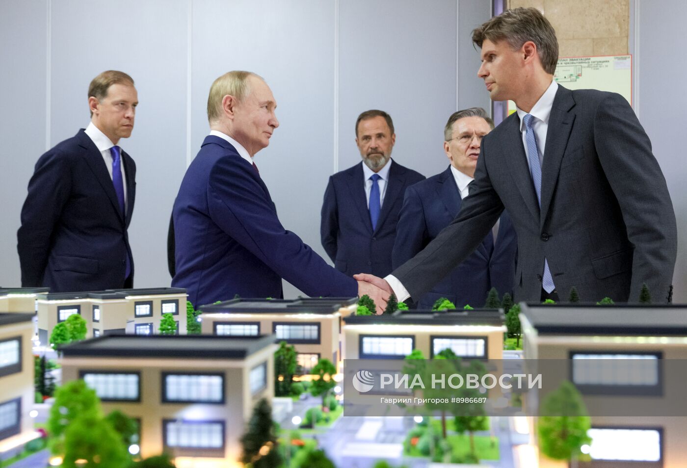 Рабочая поездка президента Владимира Путина в Приволжский федеральный округ