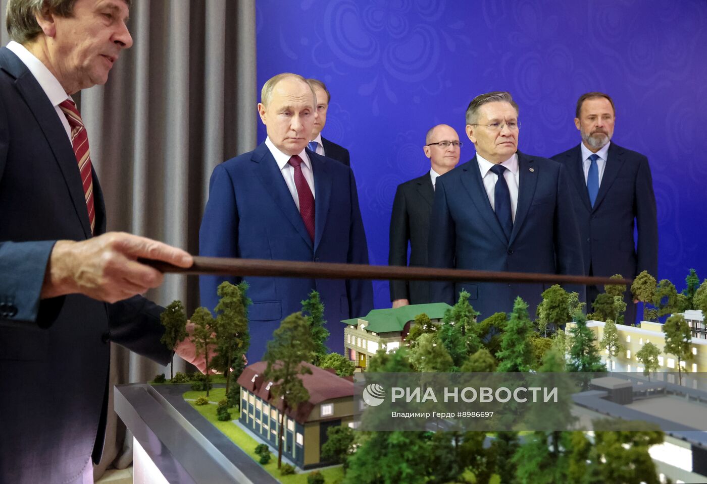 Рабочая поездка президента Владимира Путина в Приволжский федеральный округ