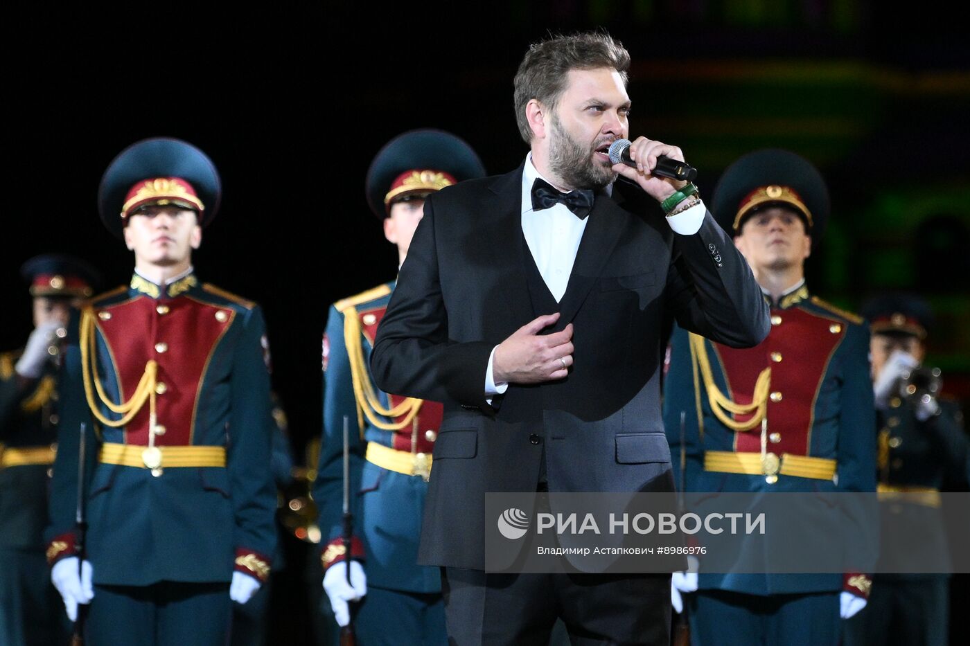 Церемония открытия Международного военно-музыкального фестиваля "Спасская башня"