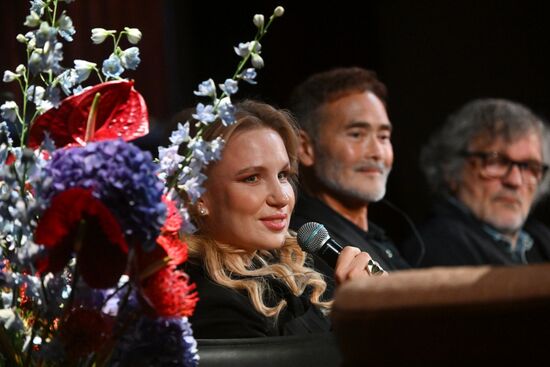 Церемония открытия Московской международной недели кино