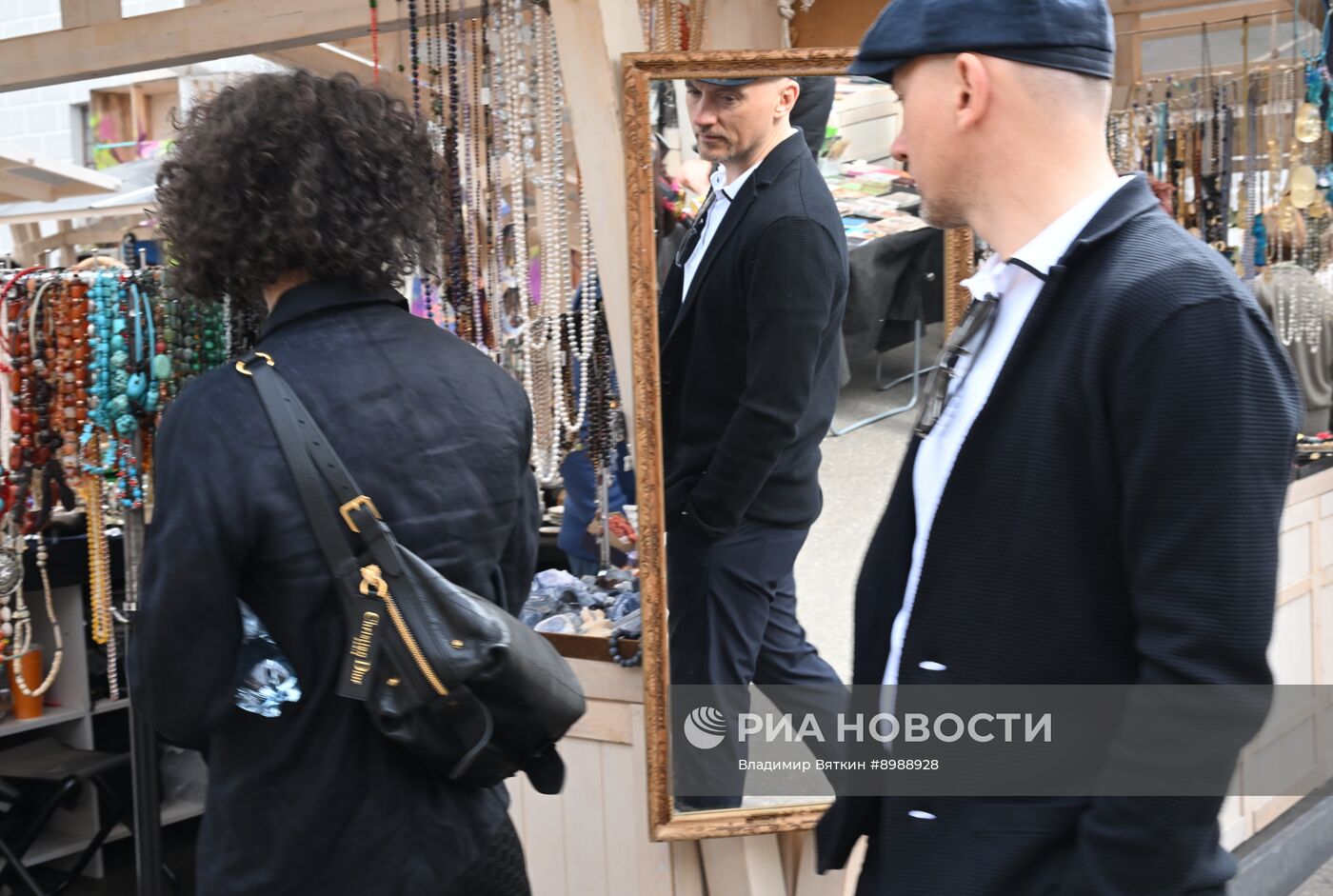 Исторический блошиный рынок "Мосвинтаж"