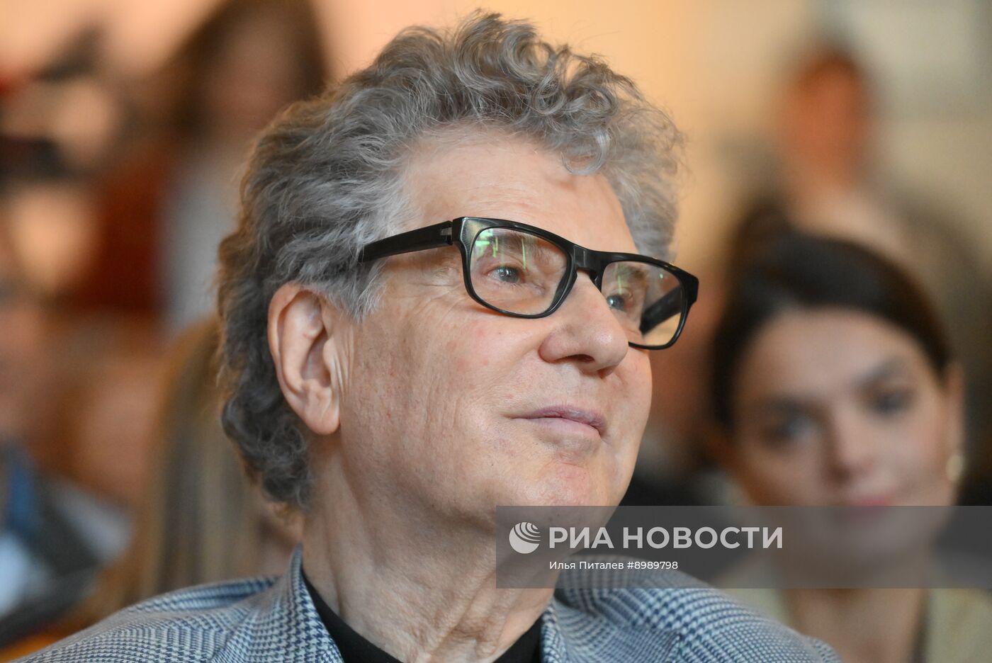 Сбор труппы театра Маяковского