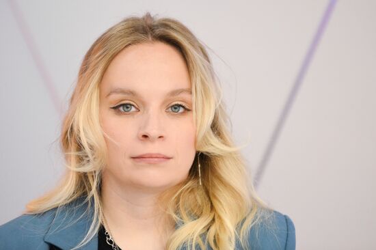 П/к, посвященная запуску подкаста Радио Sputnik и МТС Медиа "Война на Востоке"