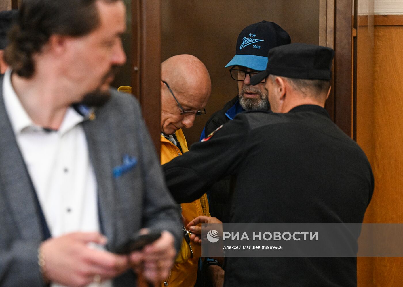 Оглашение приговора трем генералам МВД из Санкт-Петербурга