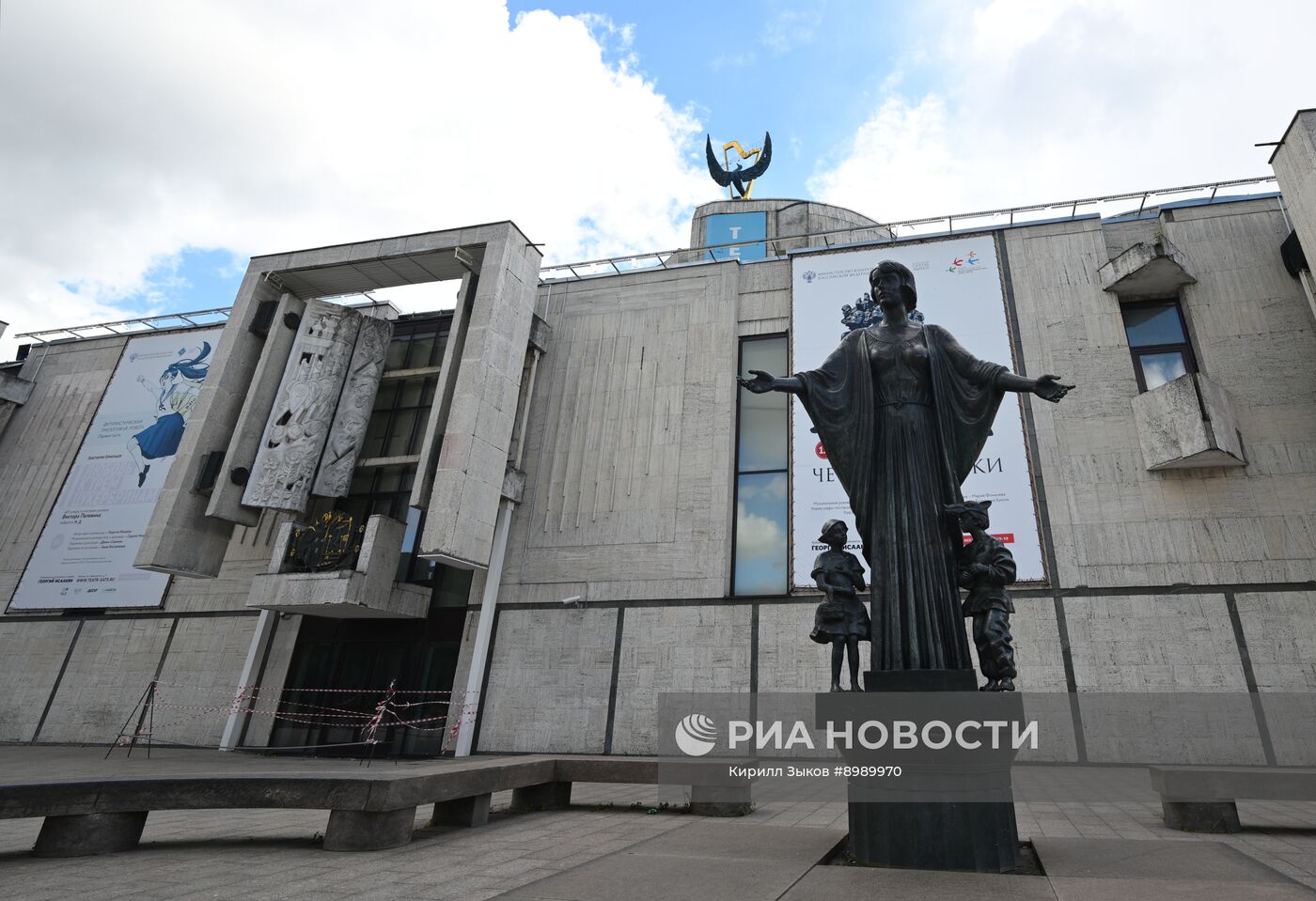 Завершение реконструкции и сбор труппы театра им. Наталии Сац