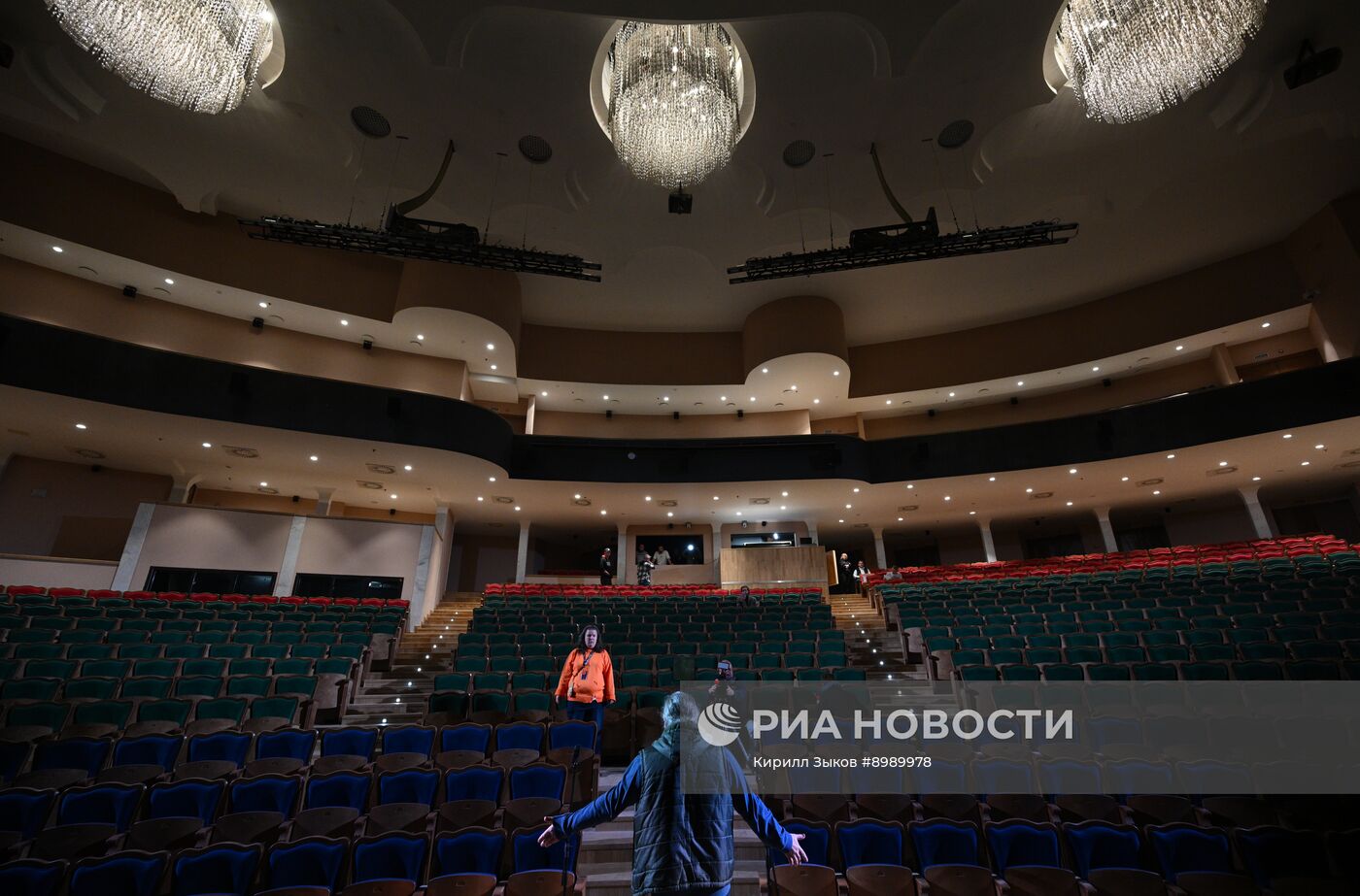 Завершение реконструкции и сбор труппы театра им. Наталии Сац