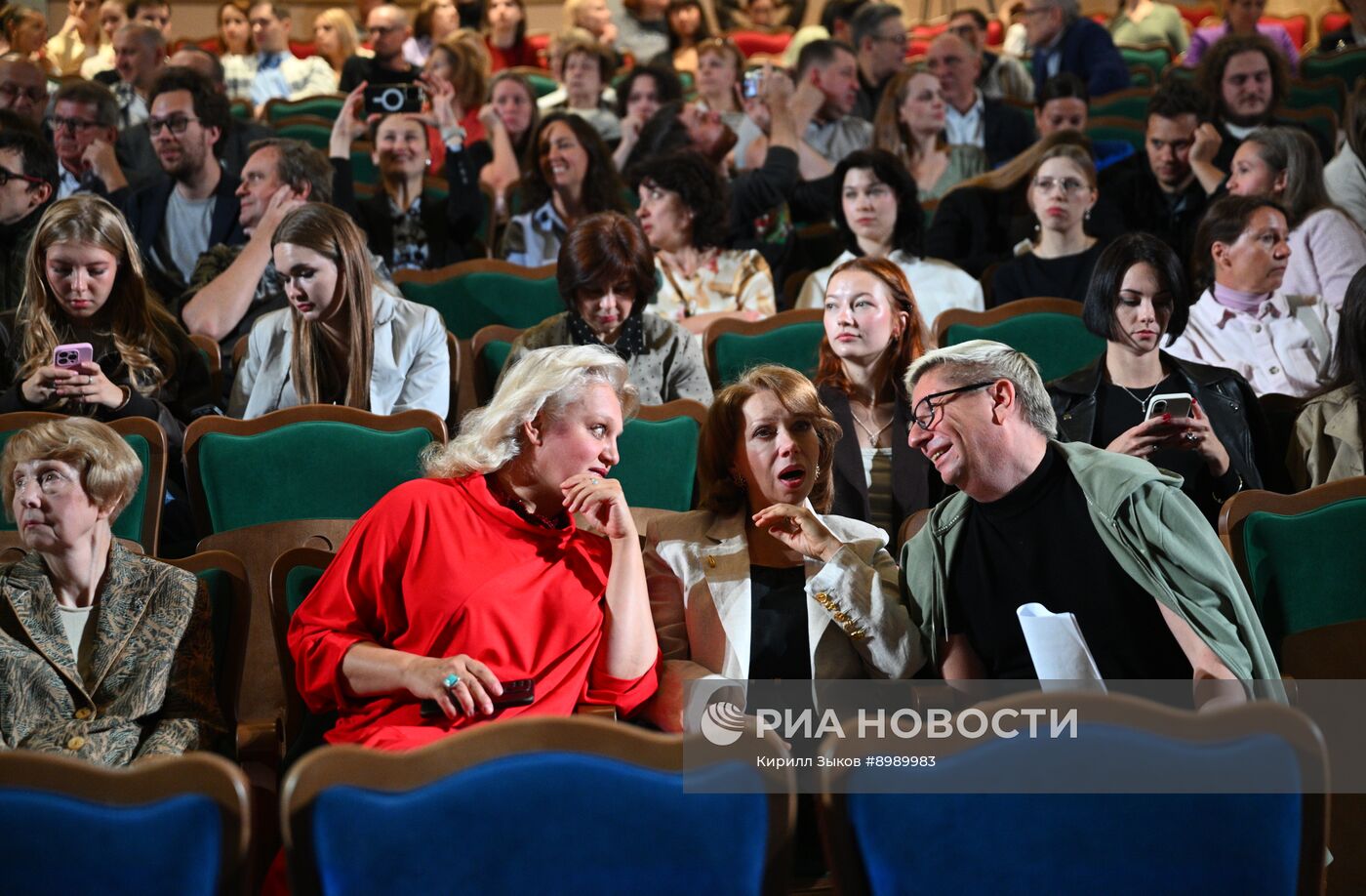 Завершение реконструкции и сбор труппы театра им. Наталии Сац