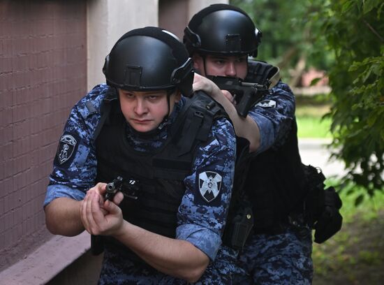 Антитеррористические учения в образовательных заведениях