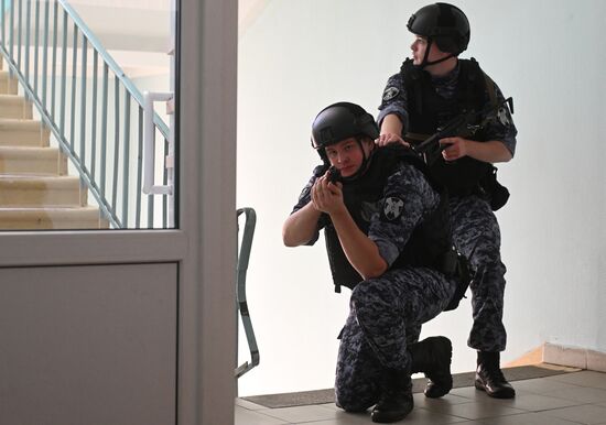 Антитеррористические учения в образовательных заведениях