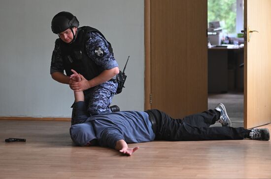 Антитеррористические учения в образовательных заведениях