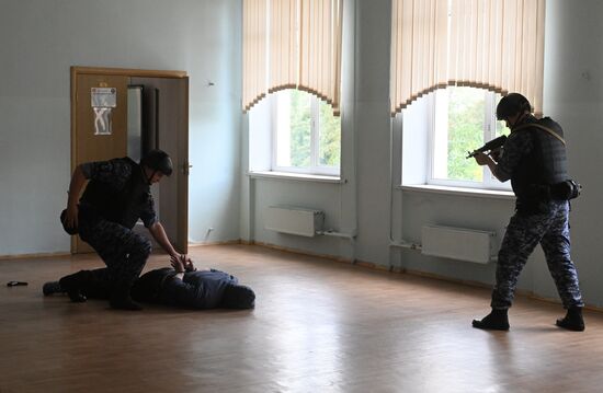 Антитеррористические учения в образовательных заведениях