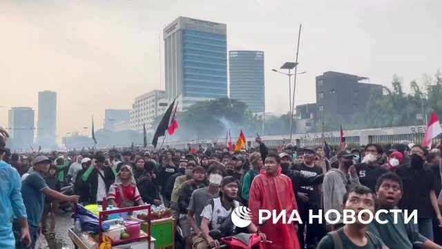 Массовые протесты в Джакарте, в которых пострадала корреспондент РИА Новости Ульяна Мирошкина