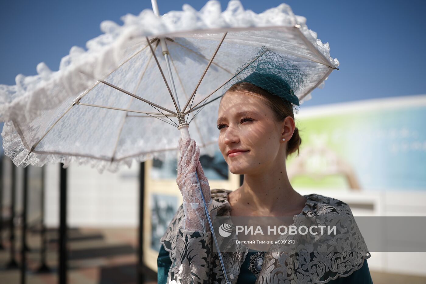 Флешмоб невест в Геленджике