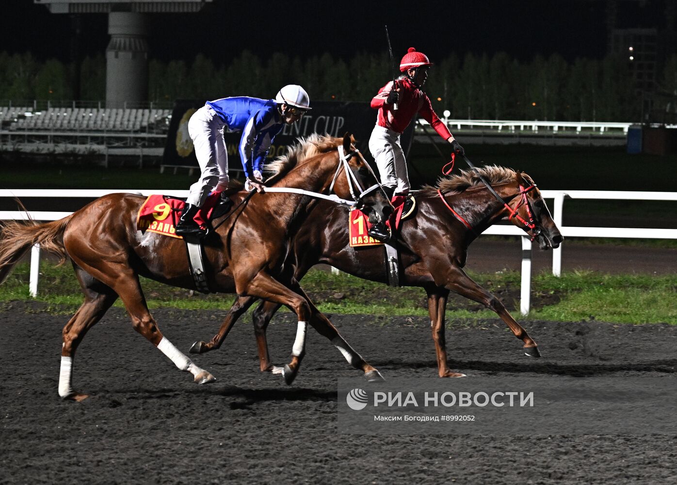 Cкачки на приз президента РФ на Казанском ипподроме