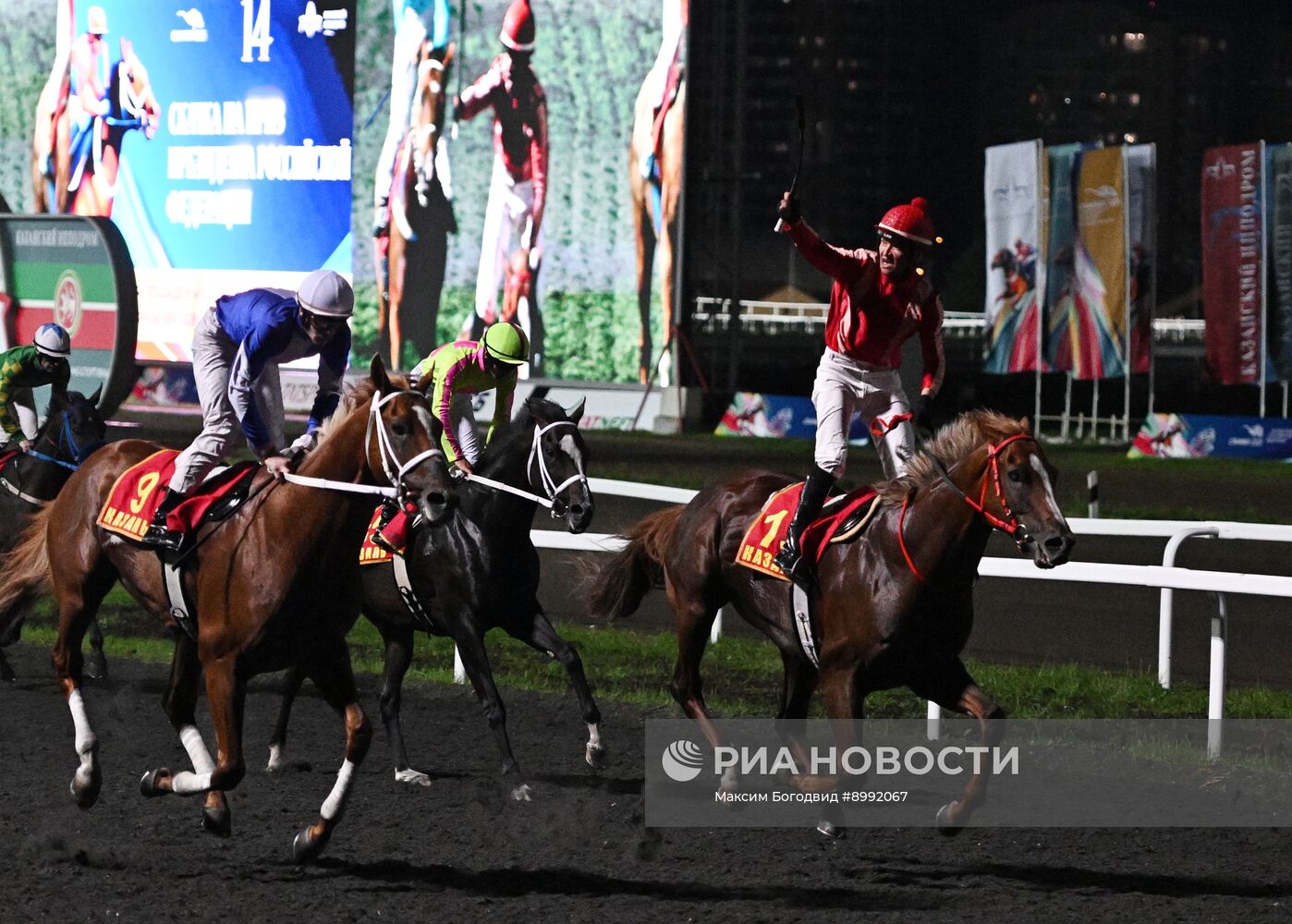 Cкачки на приз президента РФ на Казанском ипподроме