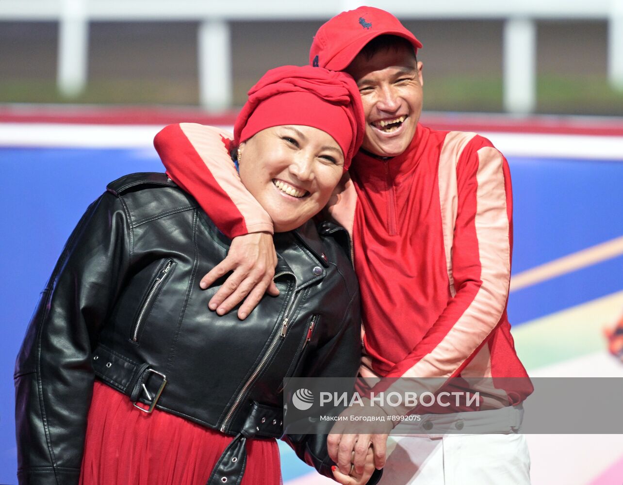 Cкачки на приз президента РФ на Казанском ипподроме