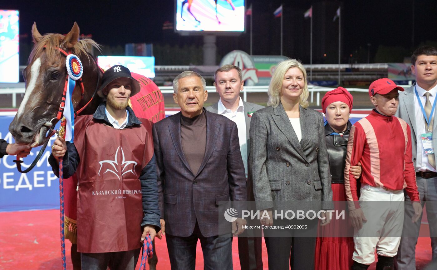 Cкачки на приз президента РФ на Казанском ипподроме