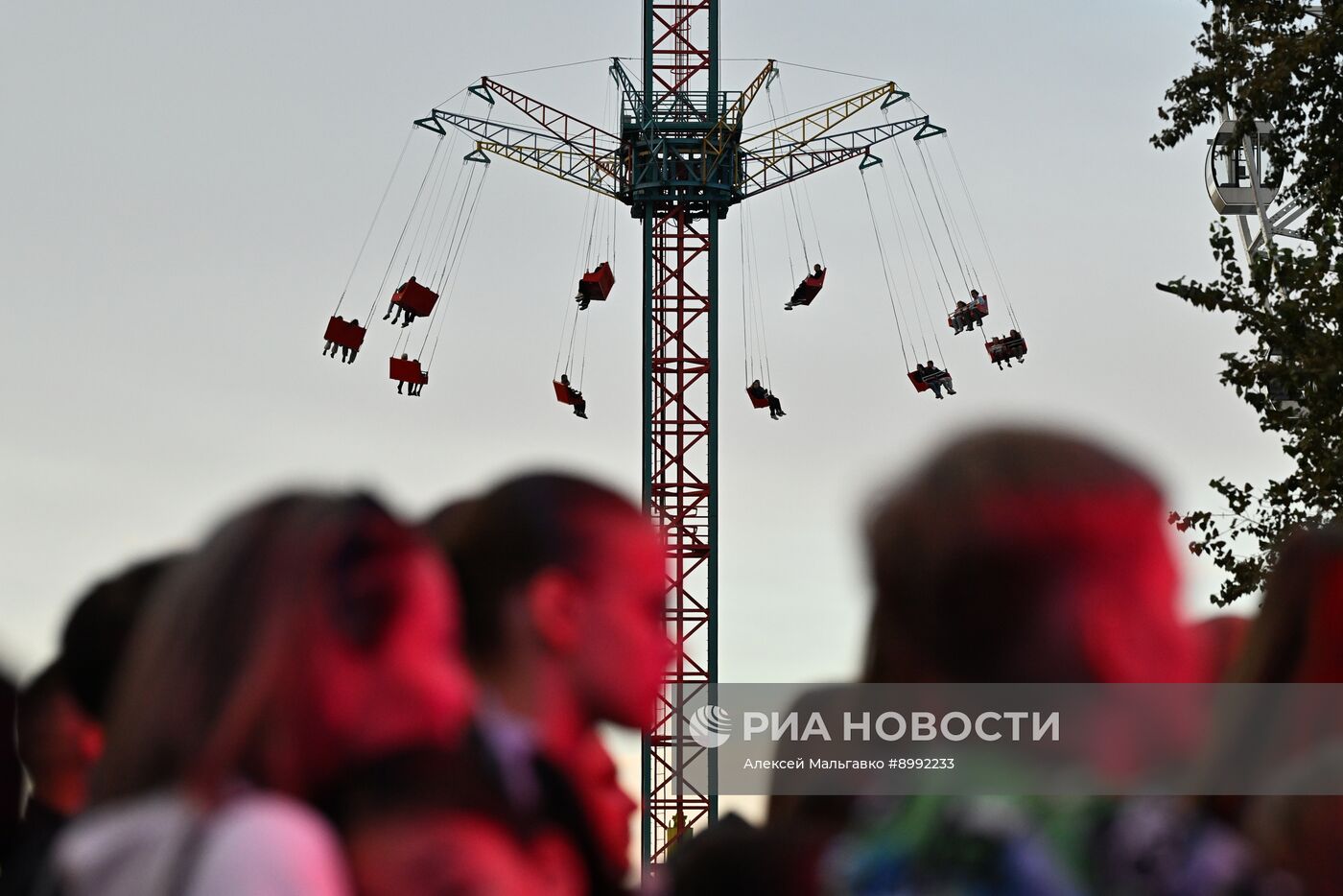 Фестиваль "Лето "Вокруг света". Новое поколение" в Омске