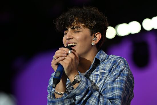 Фестиваль "Лето "Вокруг света". Новое поколение" в Омске