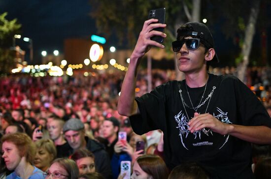 Фестиваль "Лето "Вокруг света". Новое поколение" в Омске