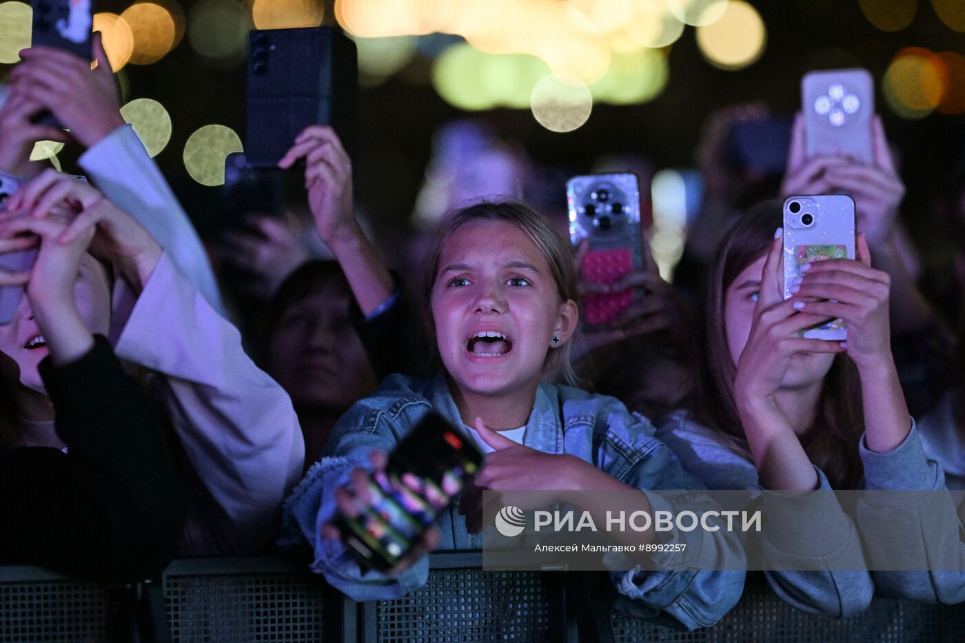 Фестиваль "Лето "Вокруг света". Новое поколение" в Омске