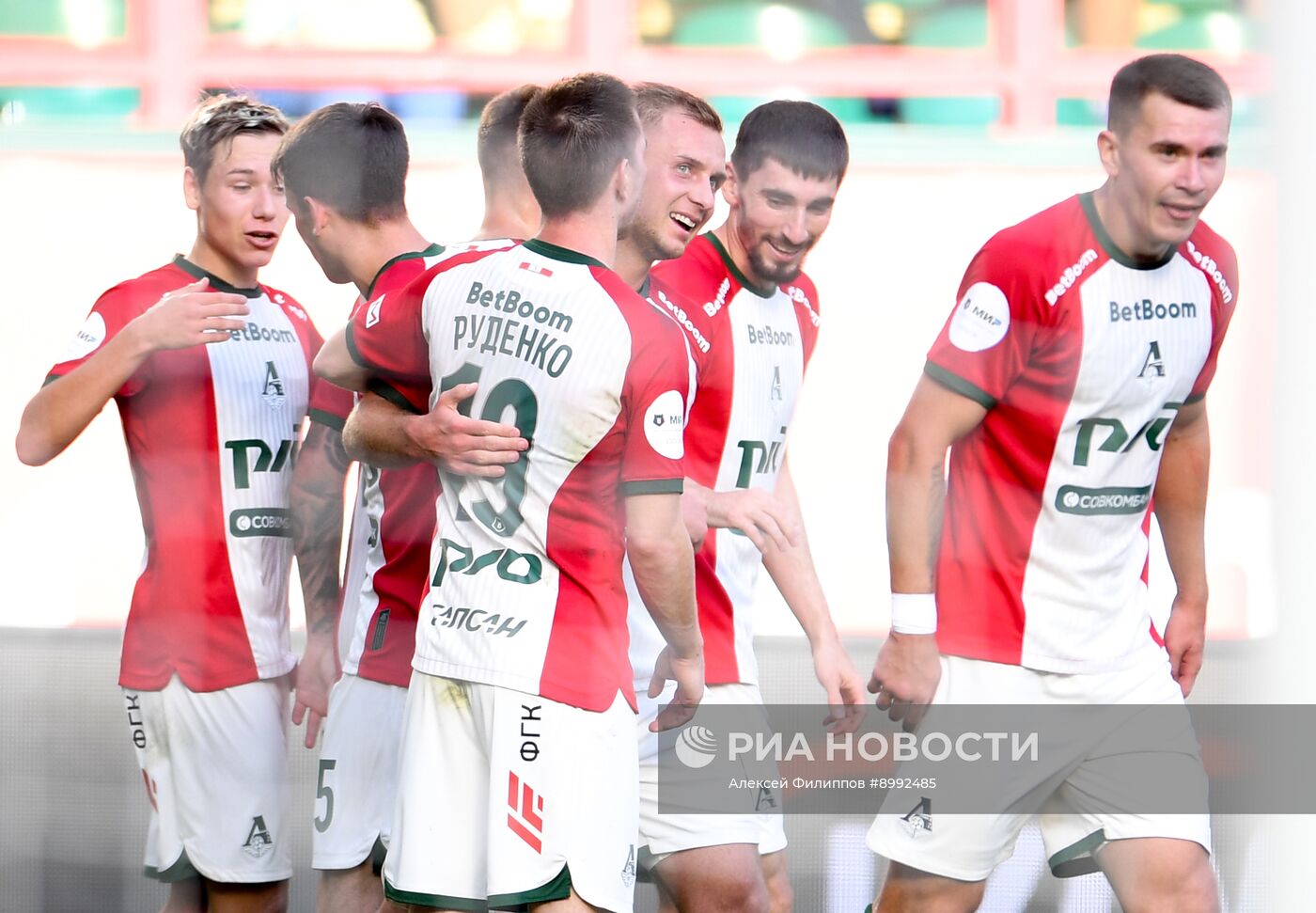 Футбол. РПЛ. "Локомотив" (Москва) - "Крылья Советов" (Самара)