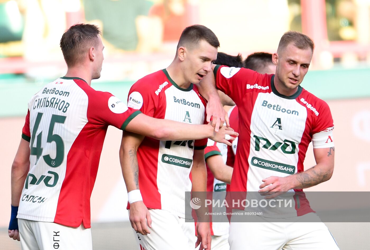 Футбол. РПЛ. "Локомотив" (Москва) - "Крылья Советов" (Самара)