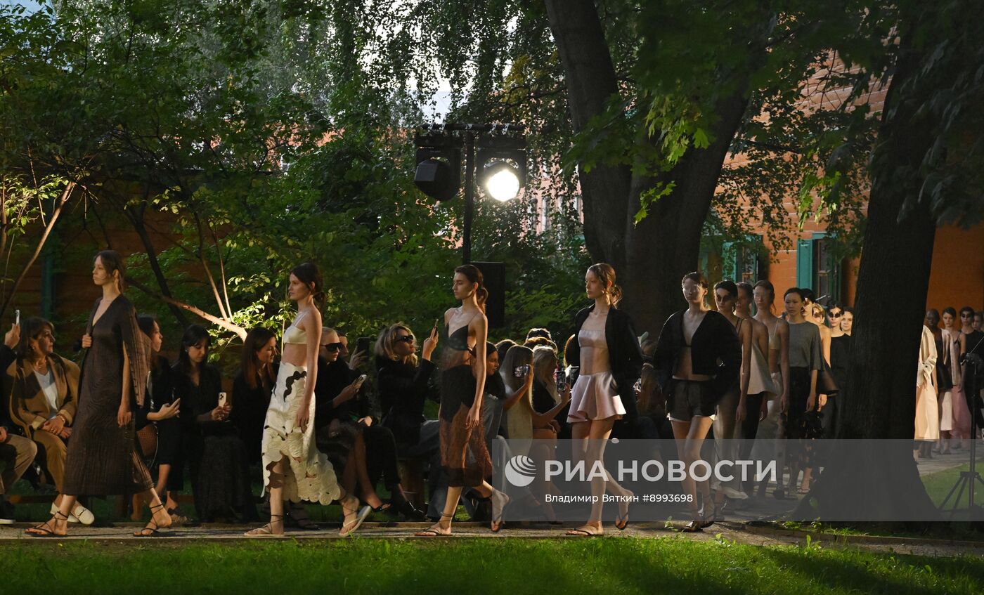 Показ RUBAN в Музее-усадьбе Л.Н. Толстого в Москве