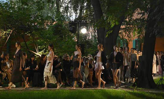 Показ RUBAN в Музее-усадьбе Л.Н. Толстого в Москве