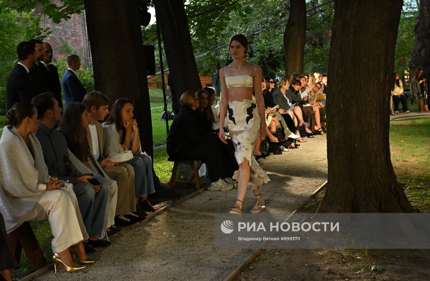 Показ RUBAN в Музее-усадьбе Л.Н. Толстого в Москве